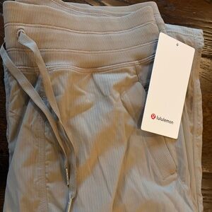 *NWT* Lululemon Dance Studio Mid-Rise Pant